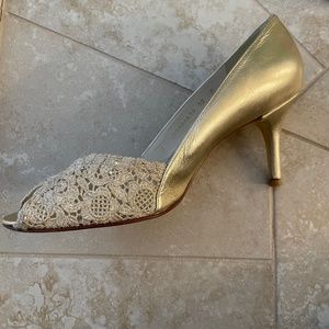 Stuart Weitzman gold/lace heels